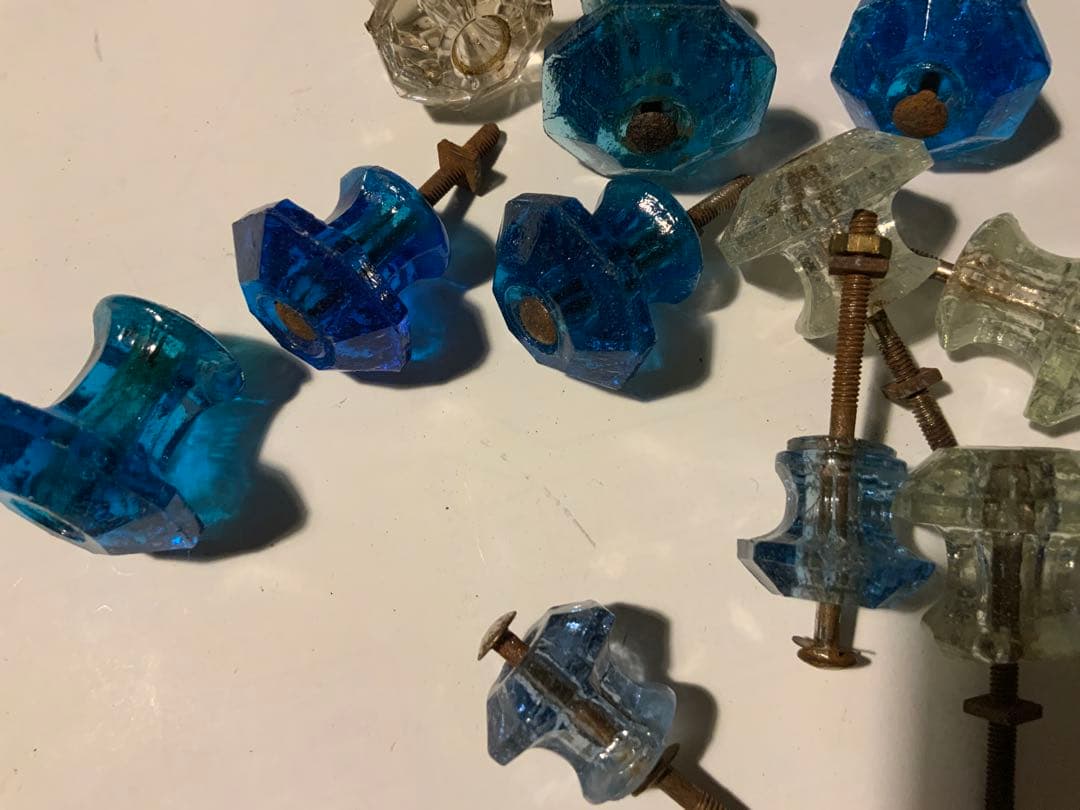 古道具　ガラスのツマミ