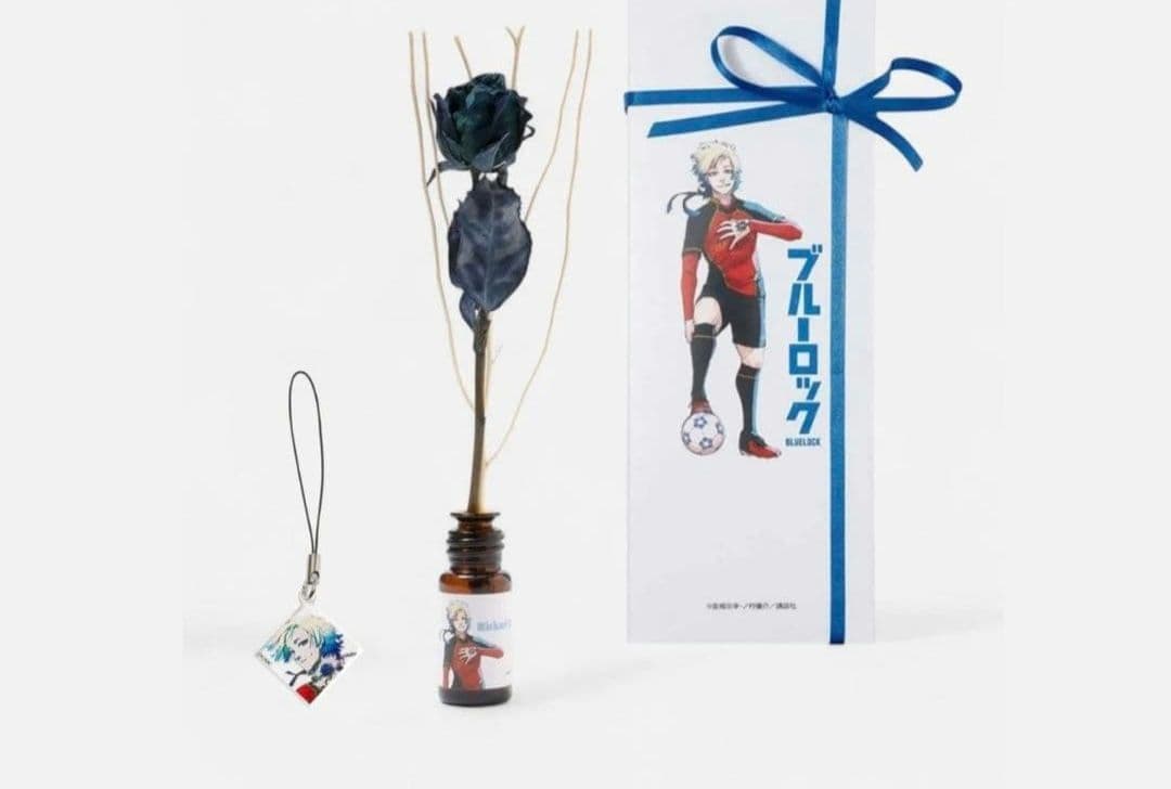 ブルーロック 伊勢丹 ミヒャエル・カイザーの青い薔薇 チャーム付きアロマオイル