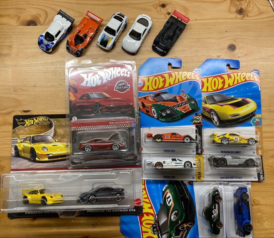 ミニカー hot wheels rc r32 pandem