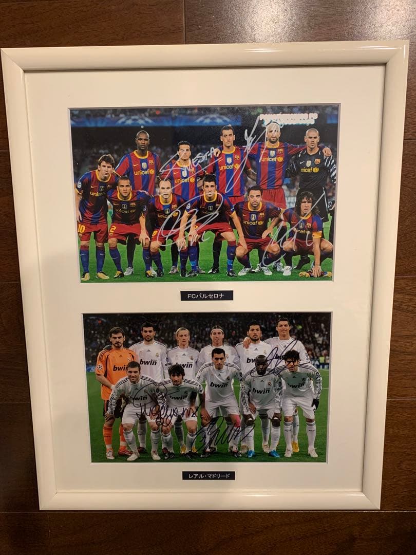 ★伝説メンバー★[鑑定書付] バルサ×レアル　メッシ　クリロナ　サイン入り額縁