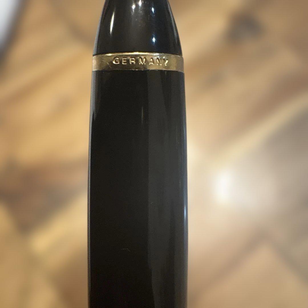 d*7様 モンブランマイスターシュテック146