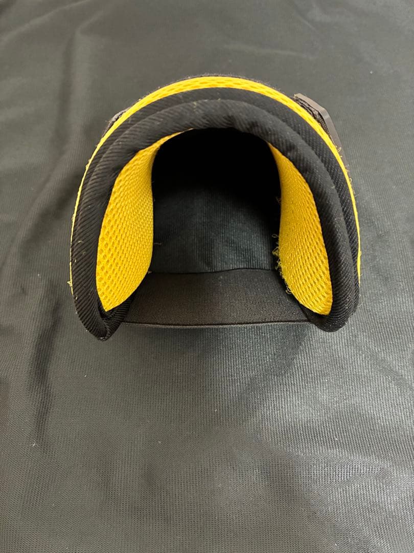 【美品】エボシールド　エルボーガード　イエロー　EVOSHIELD