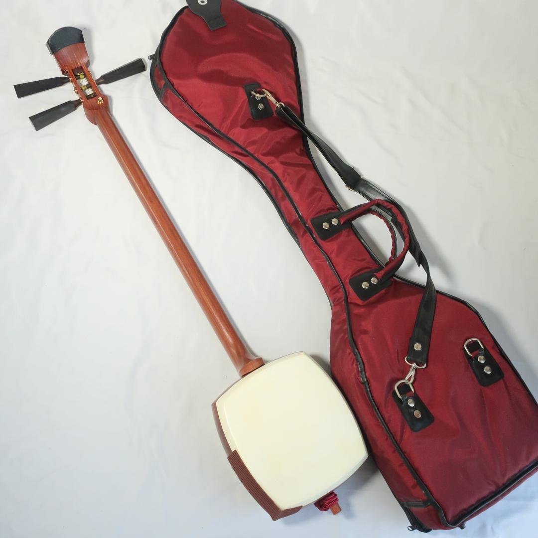 美品 津軽三味線 鼈甲撥 楽器ケース 予備弦 付属 和楽器