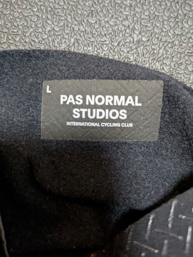 PAS NORMAL STUDIOS　レッグウォーマーLサイズ