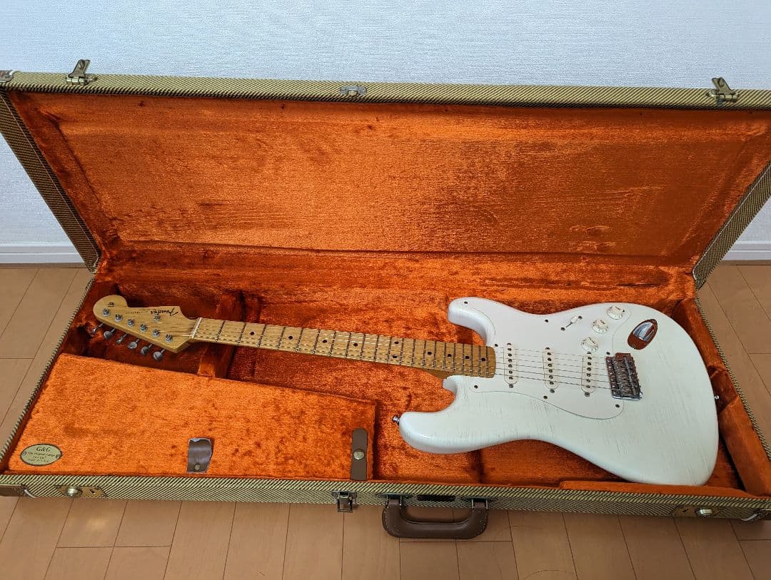 Fender American Vintage ストラトキャスター57 白