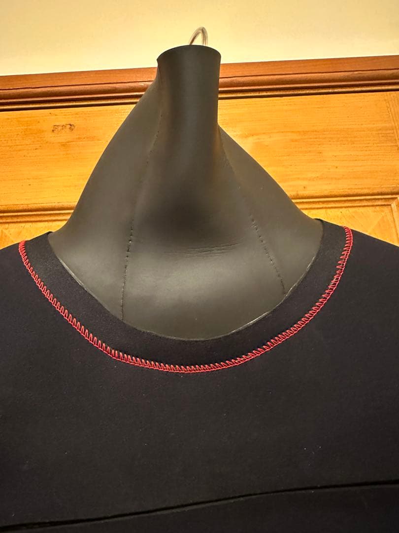 サーフィン用ドライスーツ　Mellowウェットスーツ