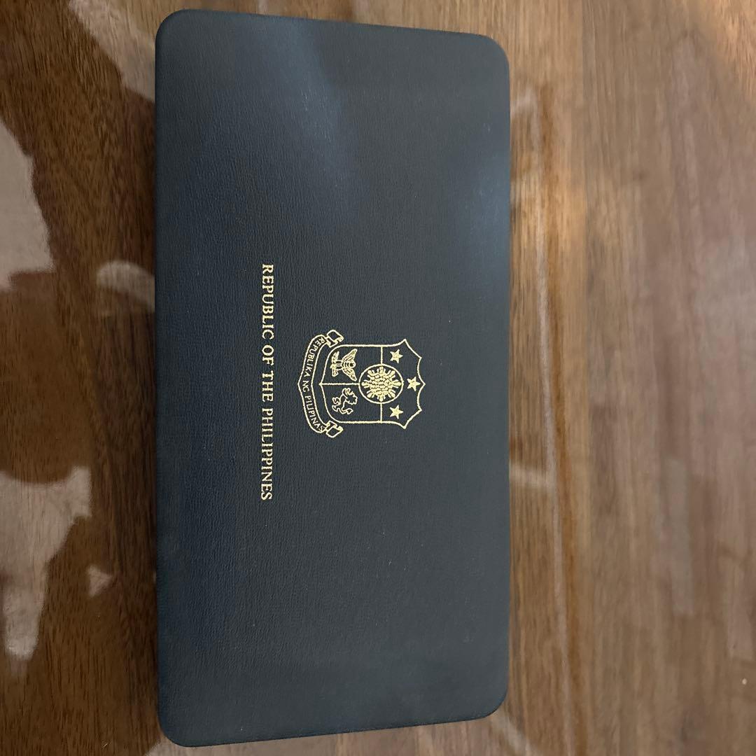 1977年 フィリピン プルーフ 8種セット【大型銀貨2枚含】