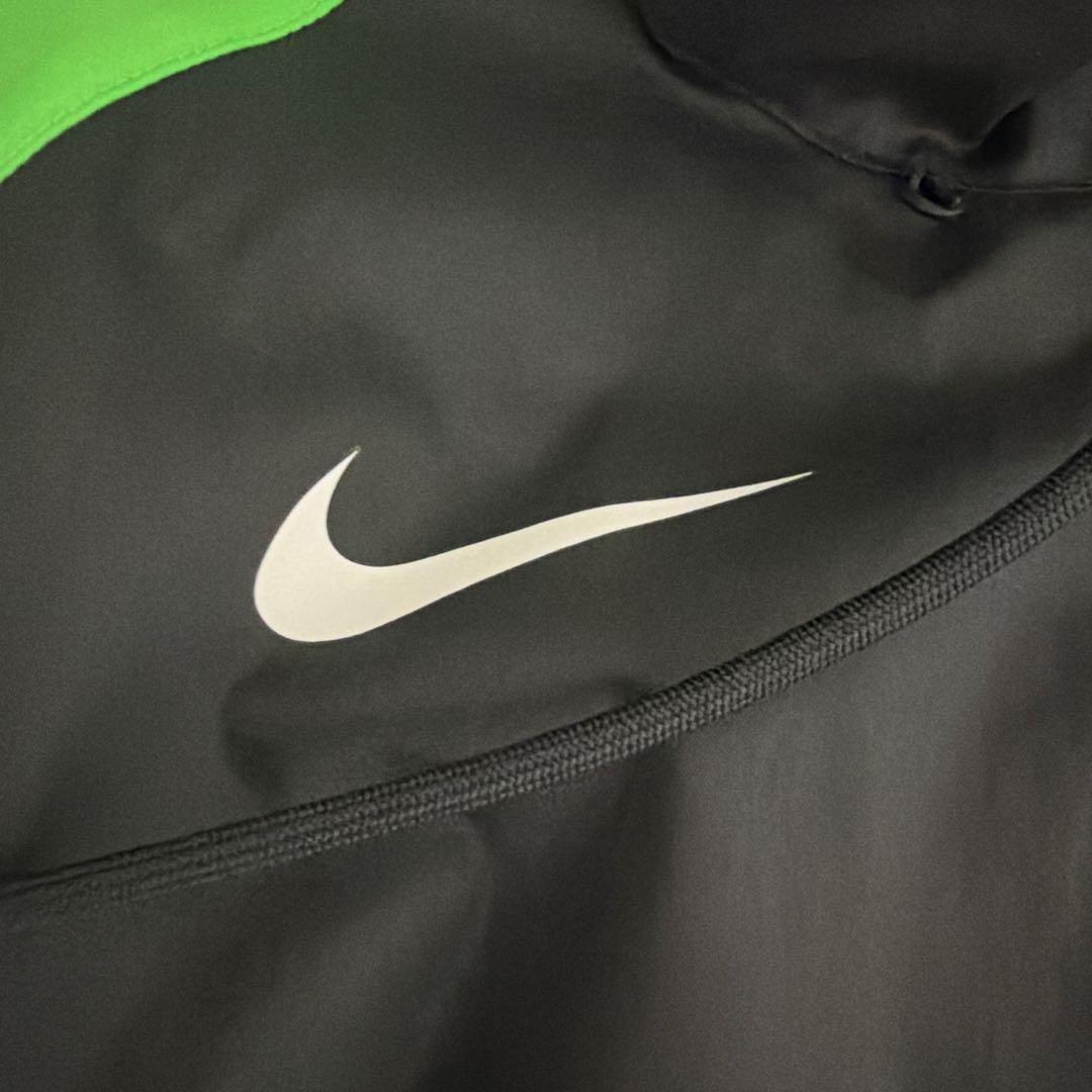 NIKE リバプールFC 23/24 トレーニングジャケット