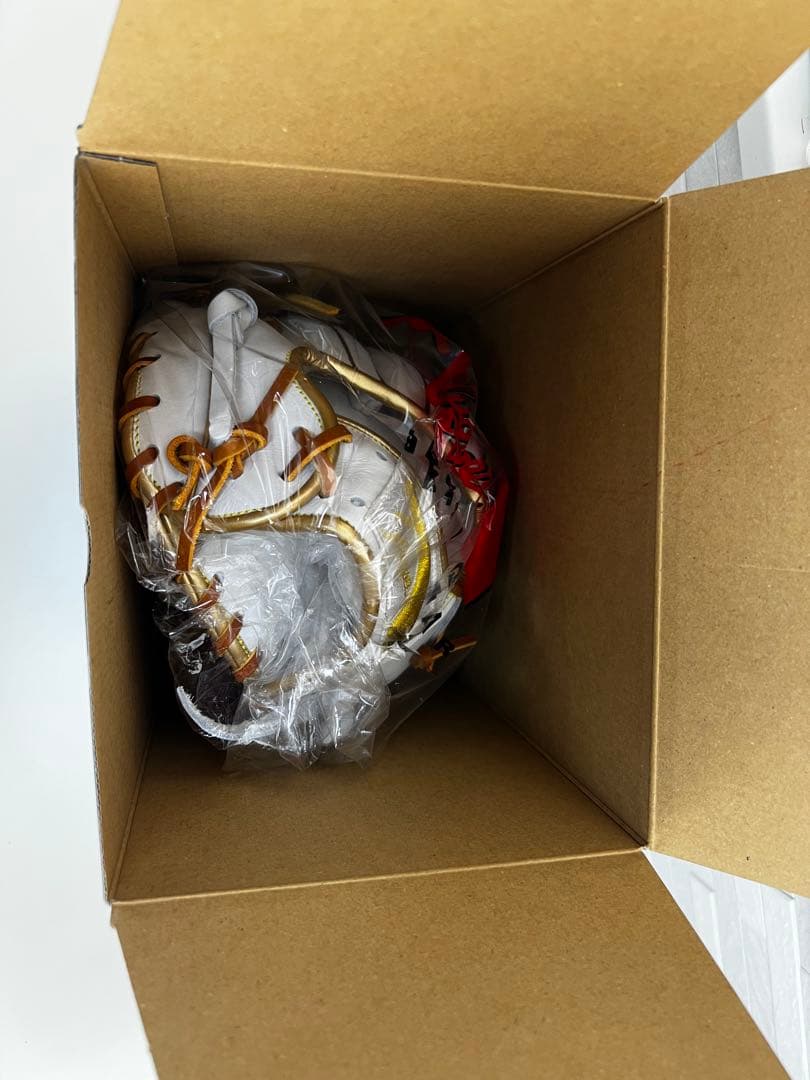 新品未使用Slugger 軟式グローブ ホワイト/ゴールド スラッガーオーダー