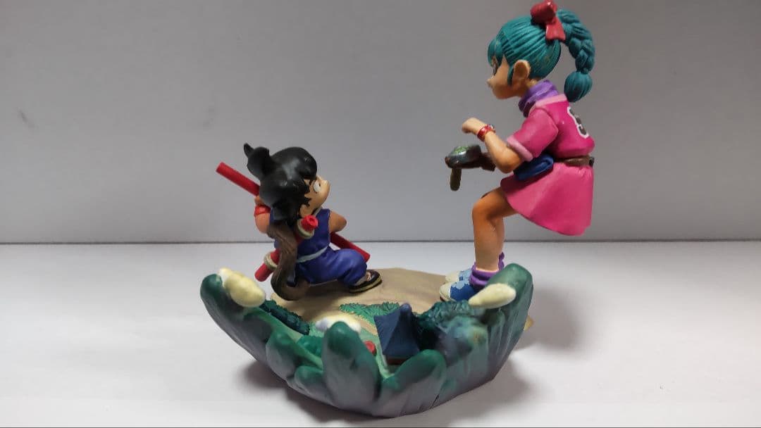 ドラゴンボール カプセル　メモリーズ編 悟空＆ブルマ