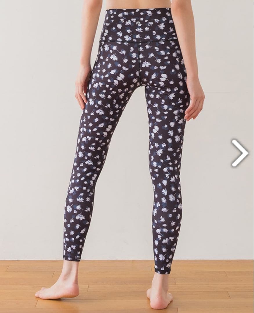 フラワープリントレギンス　ピュアブラック　Lサイズ