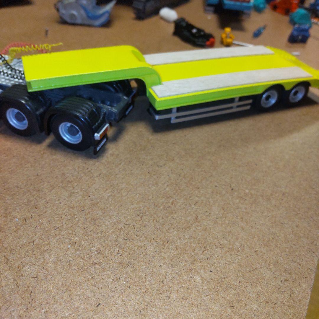 ケンクラフト　スカニア P500 8輪トレーラーセット　1/50