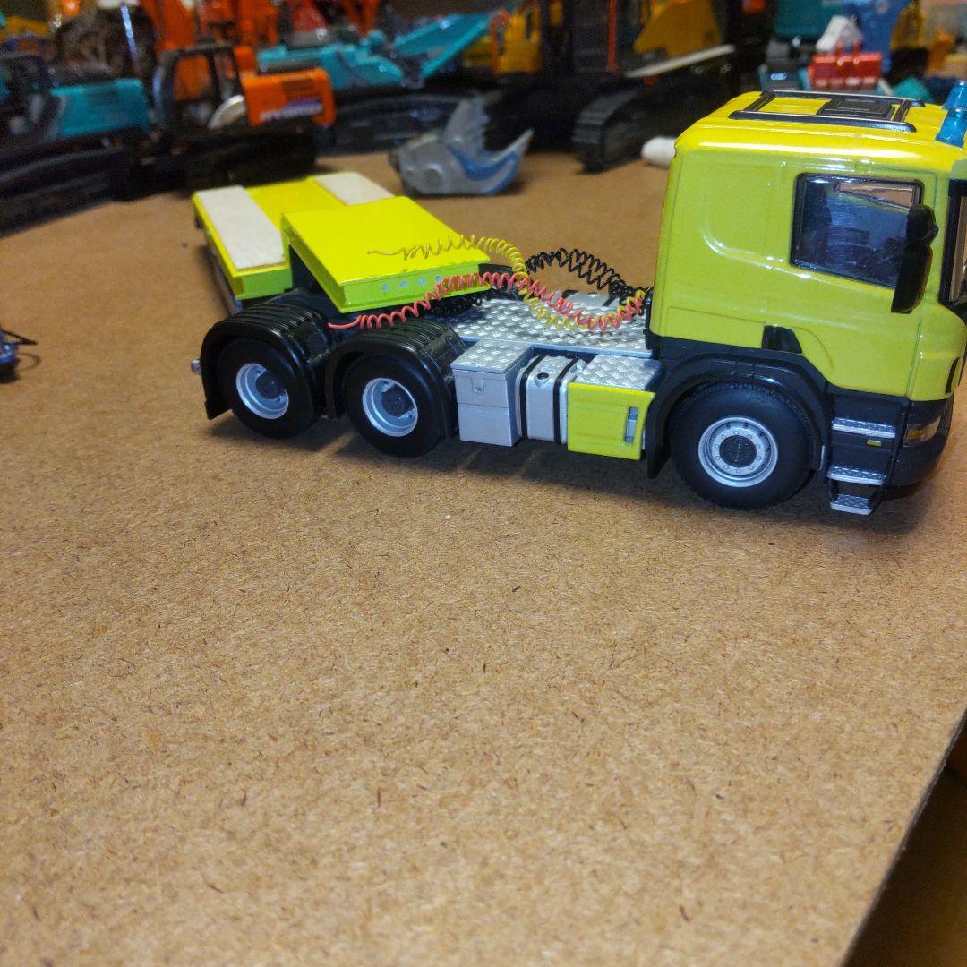 ケンクラフト　スカニア P500 8輪トレーラーセット　1/50