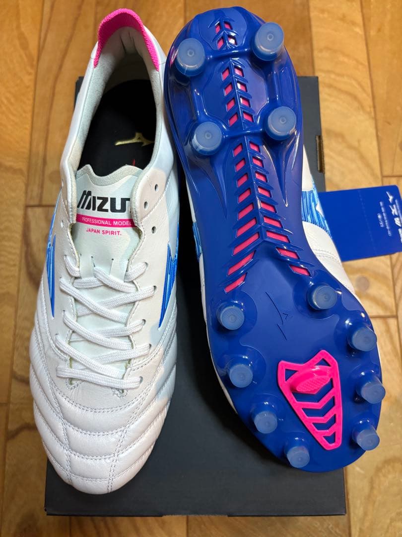 新品　超最新　限定カラー　ミズノ　モレリア ネオ4 JAPAN 22.5cm