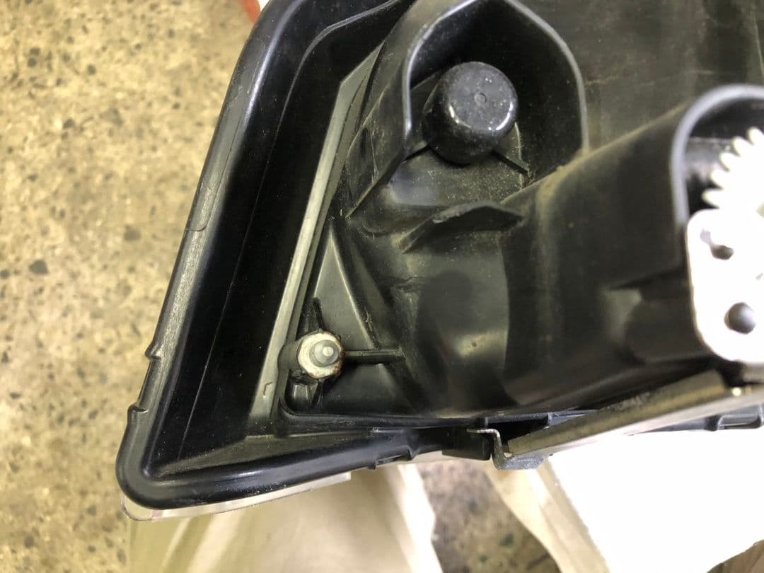 ダイハツ　500系ハイゼットトラック　ハロゲンヘッドライト