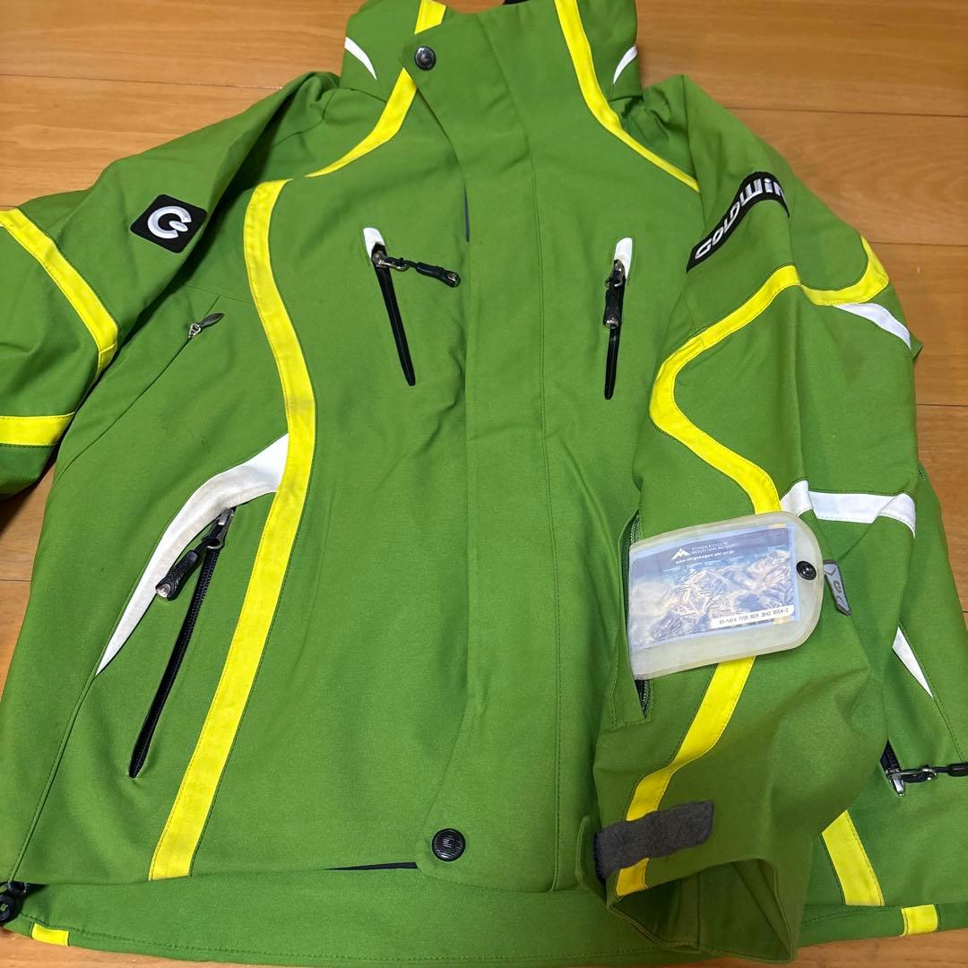 男子ジュニアスキーウェア⭐︎Goldwin