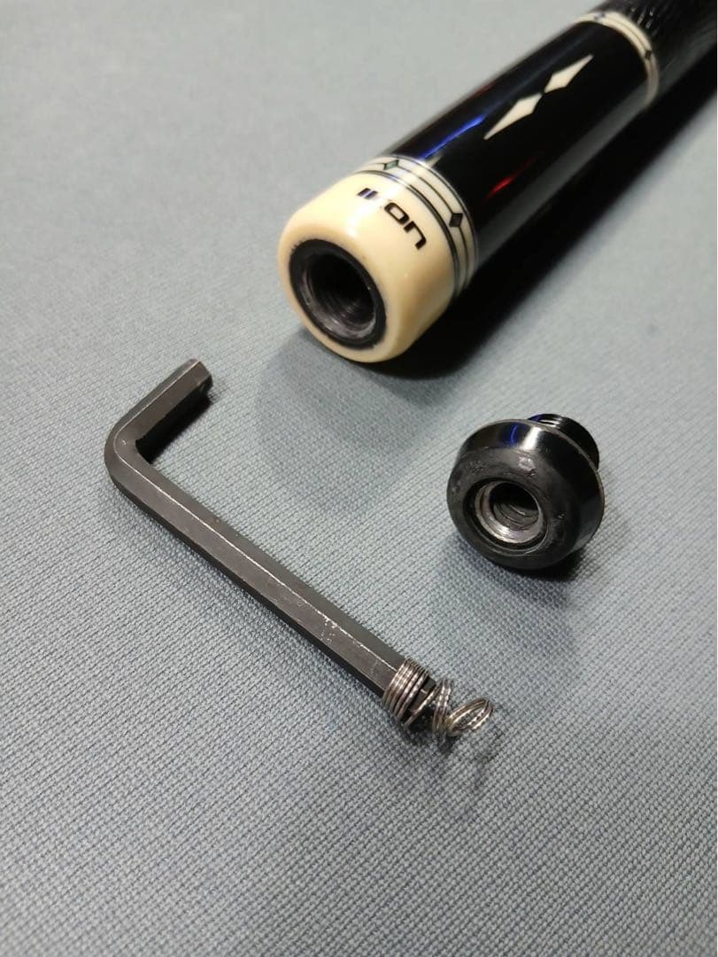 【中古】リペア済 Predator ビリヤードキュー IKON3-2 バットのみ