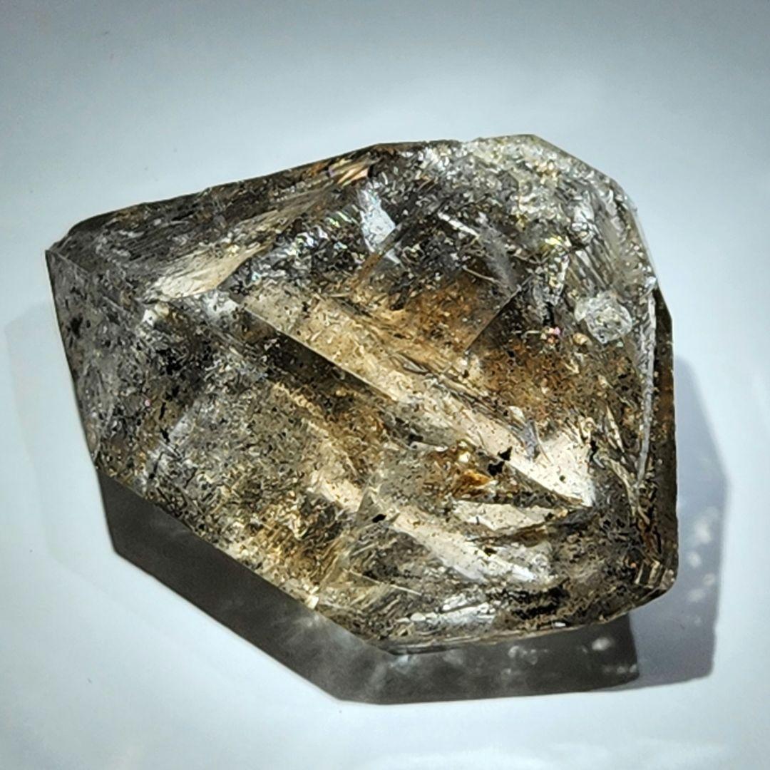 あふれる虹✨シャンパンカラー ハーキマーダイヤモンド 原石