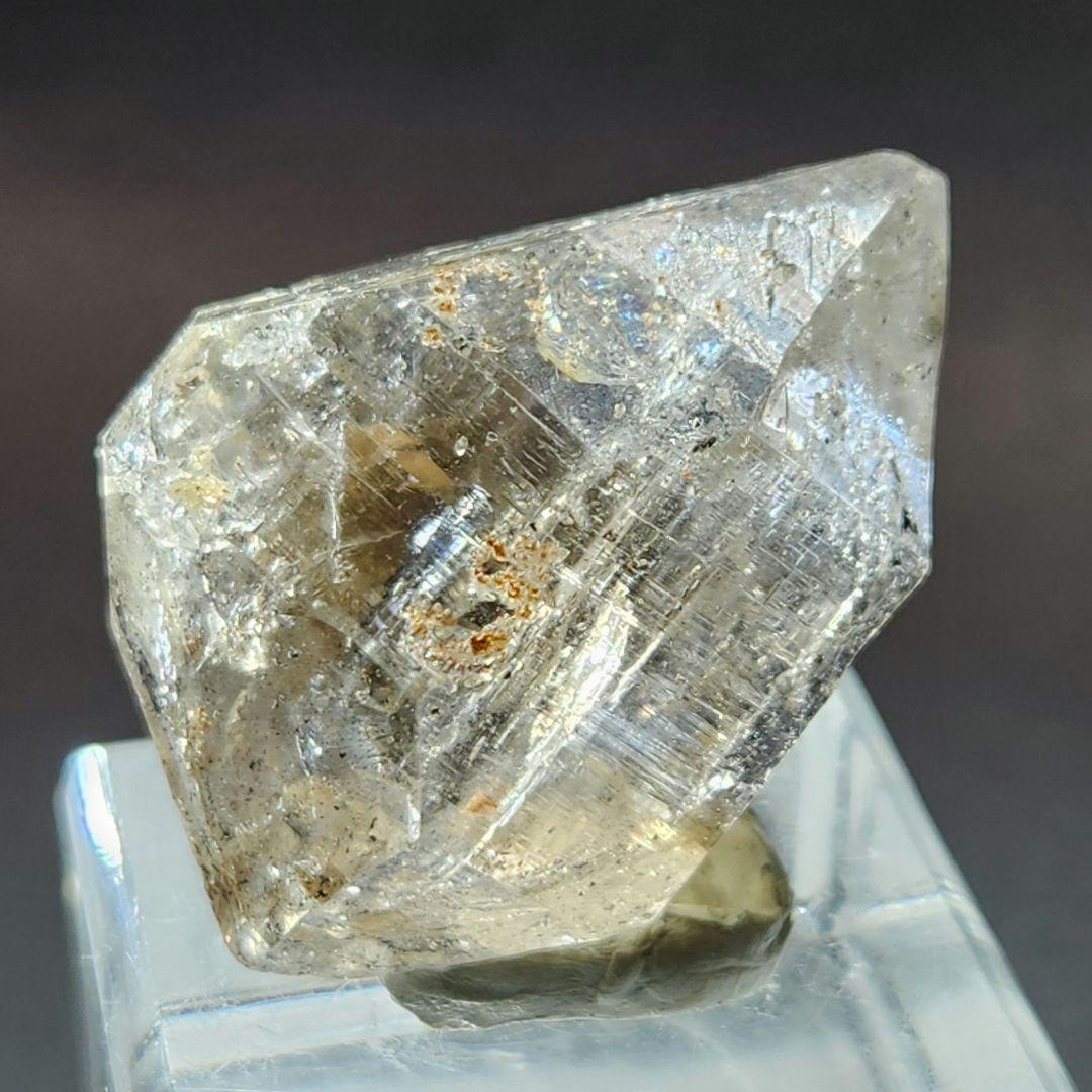 あふれる虹✨シャンパンカラー ハーキマーダイヤモンド 原石