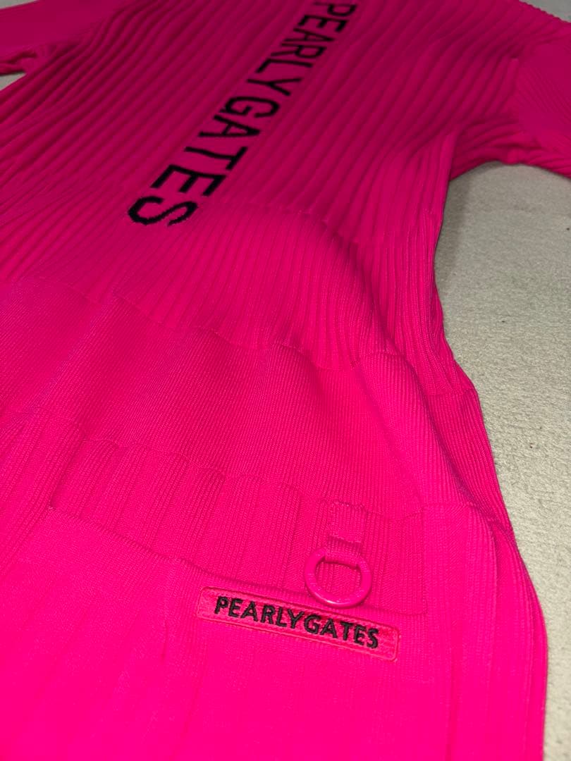 （新品）パーリーゲイツ、モックネック、ニットワンピース、ピンク色、サイズ1