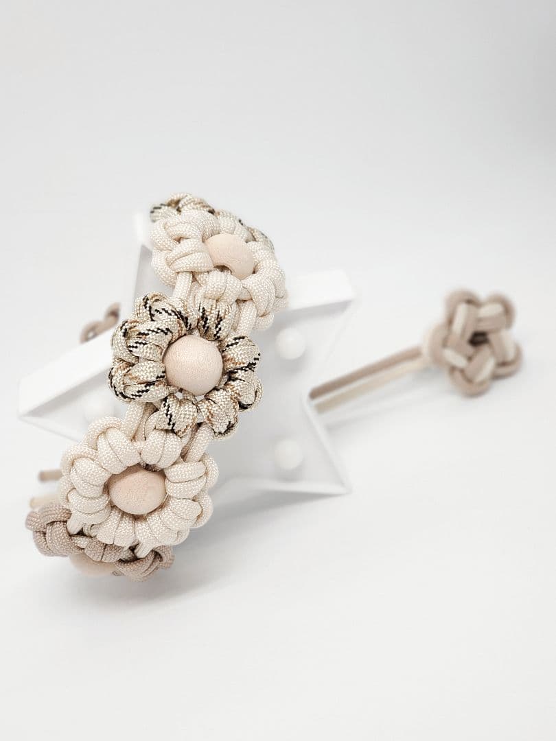 パラコード モノトーン花首輪