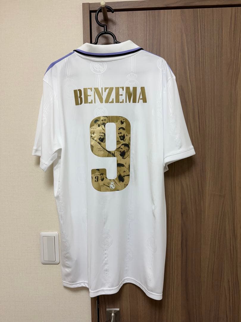 新品タグ付 ベンゼマ バロンドール ユニフォーム レアル・マドリード