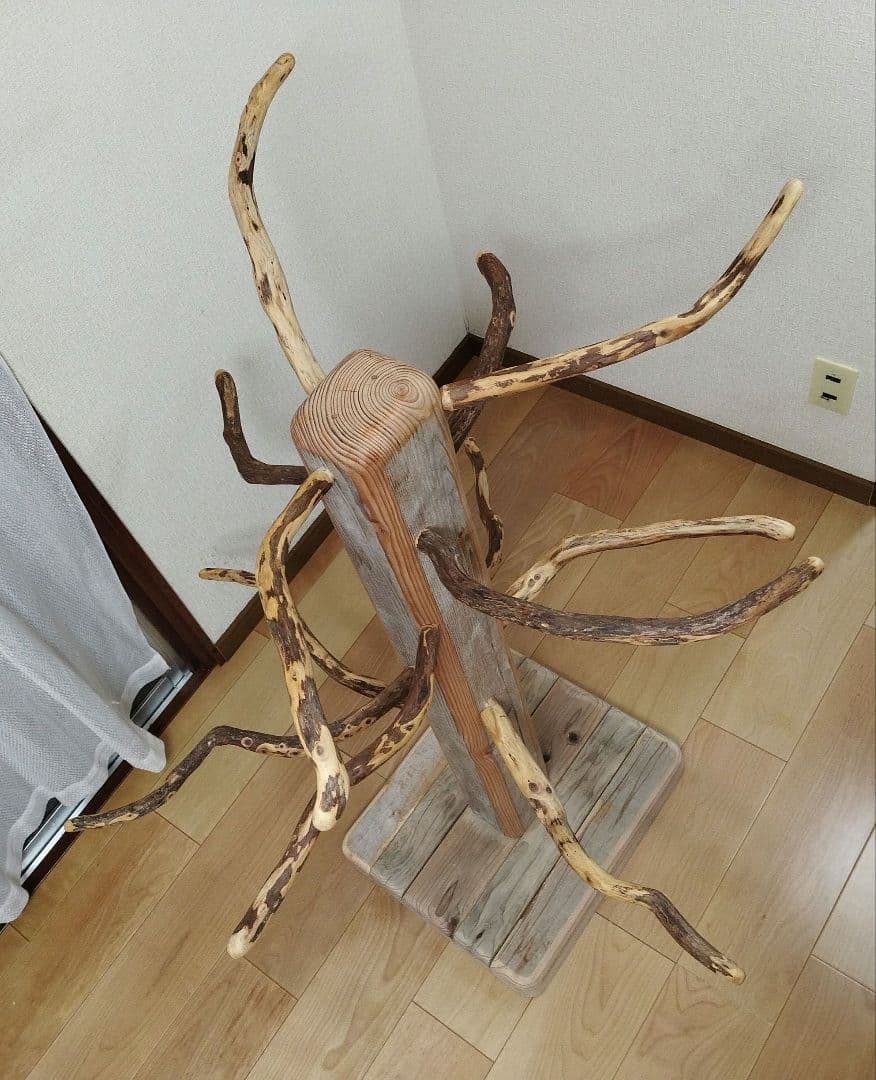 【大型鳥用】くねくね螺旋状♬どっしりバードスタンド