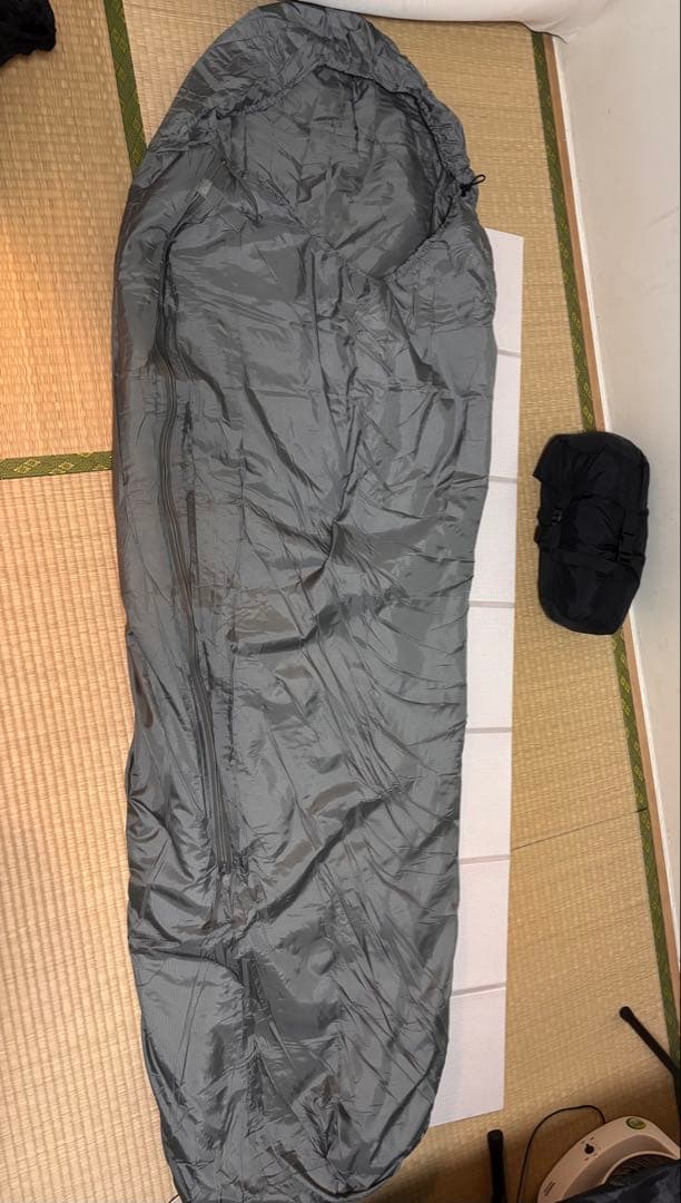 新品未使用Kelty VariCom Delta 30 度 F 米軍寝袋 米国製