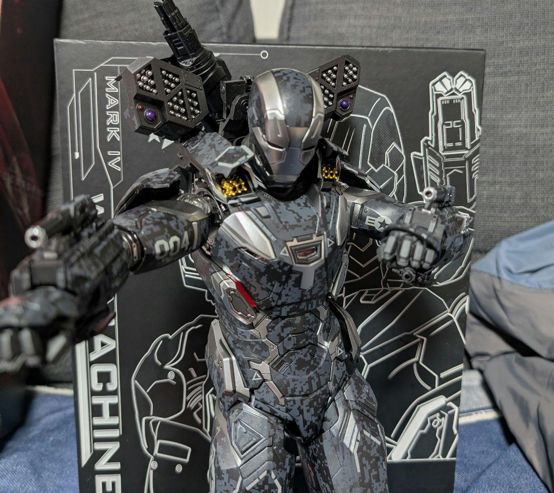 ボーナスアクセサリー付き　ホットトイズ　ウォーマシン・マーク４