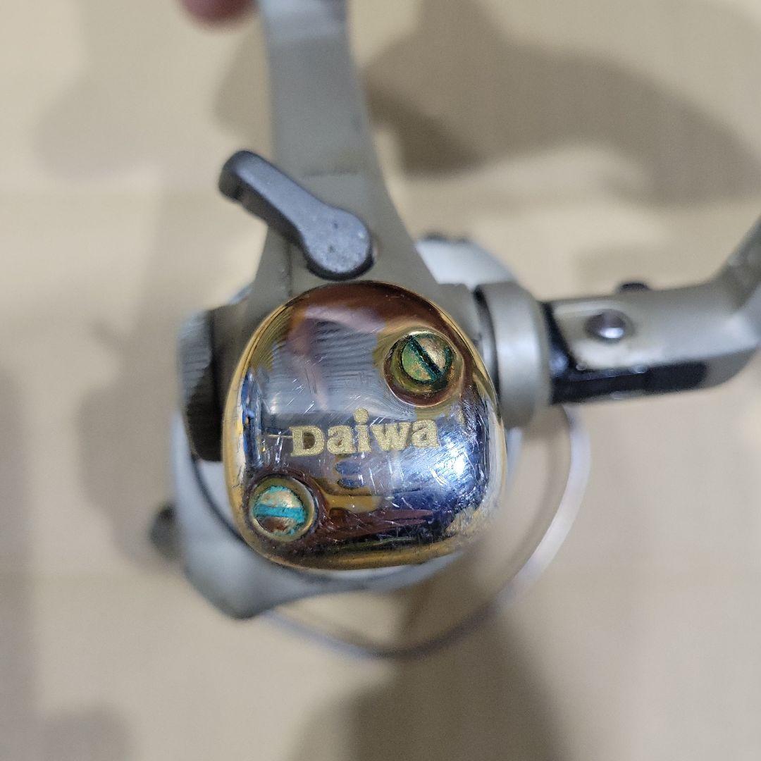 TOURNAMENT スピニングリール 2500