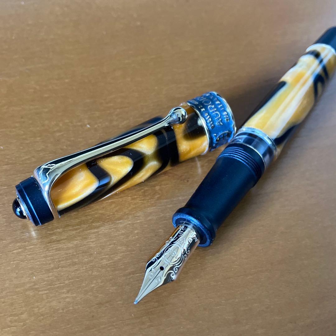 AURORA AFFICA 万年筆　アウロラ 大陸シリーズ アフリカ 限定品