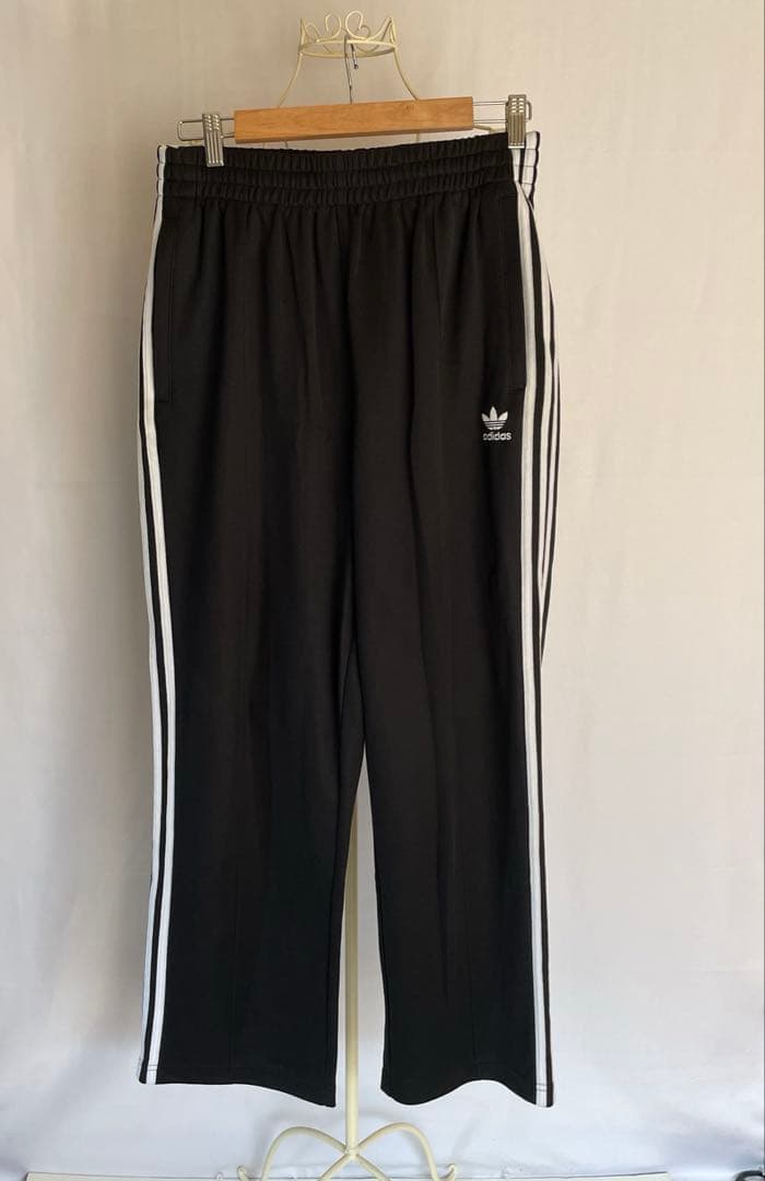 adidas originals ファイヤーバード バギートラックパンツ　値下げ