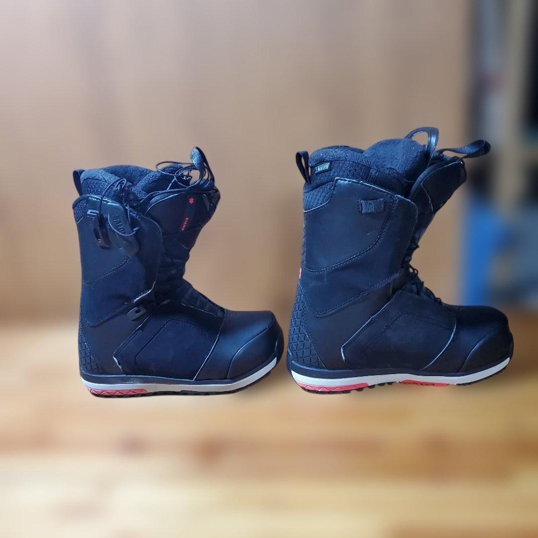 SALOMON スノーボードブーツ 22.5cm! 26145
