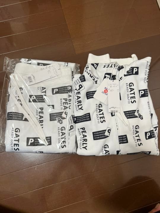 2021 秋　パーリーゲイツ　上下セット　サイズ6