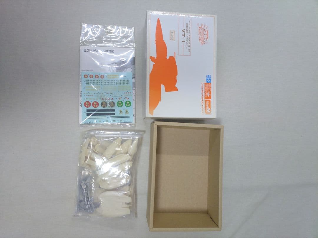 クラブM イエローサブマリン 1/72 バルキリーファイターバージョン5機セット