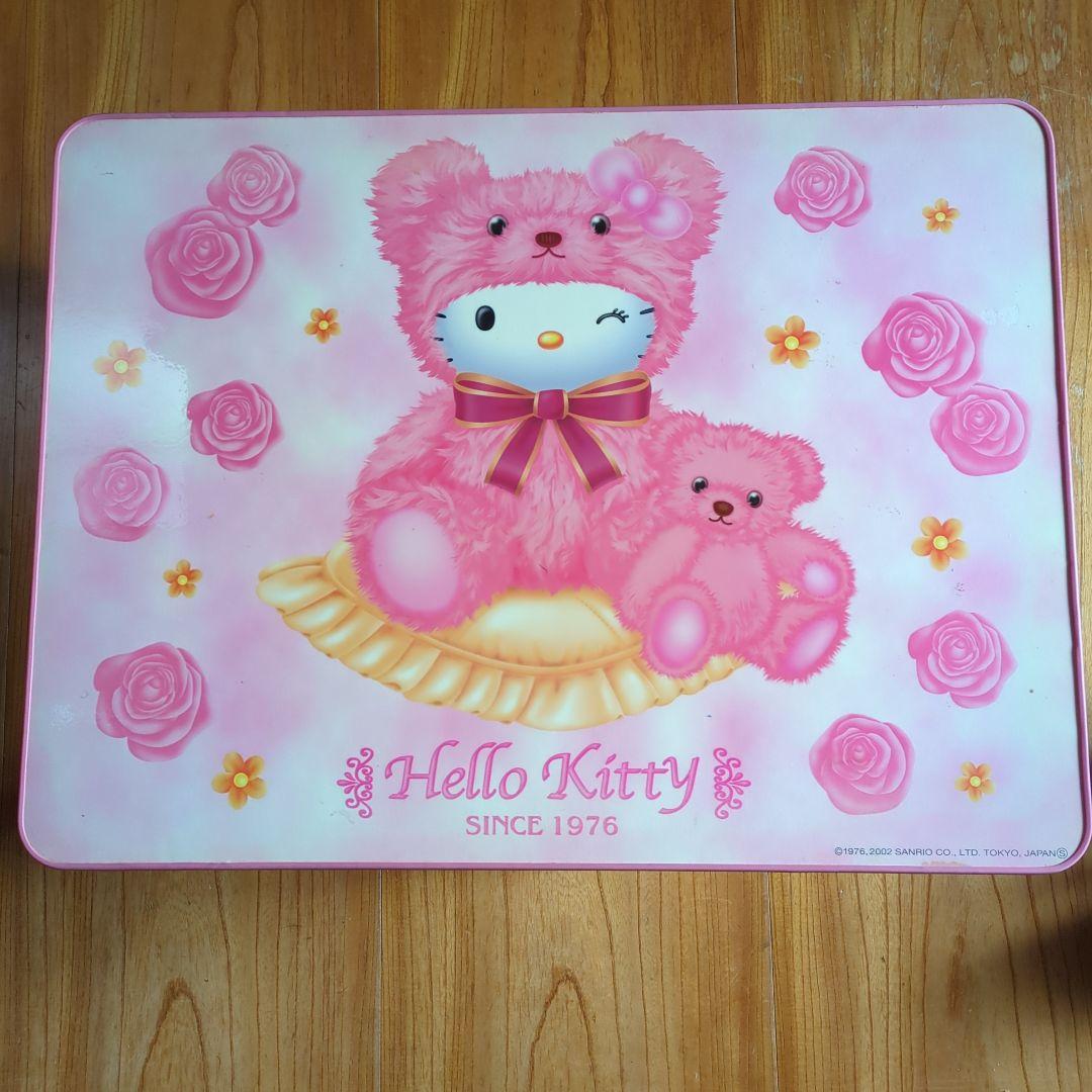レア　ハローキティ　折りたたみテーブル　テディベア柄