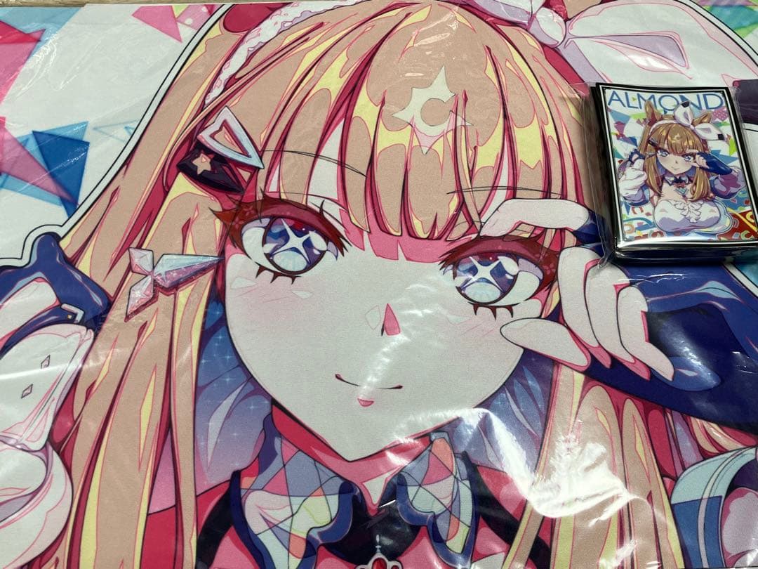 混沌の女神様　ウマ娘　スリーブ　プレイマット　　アーモンドアイ