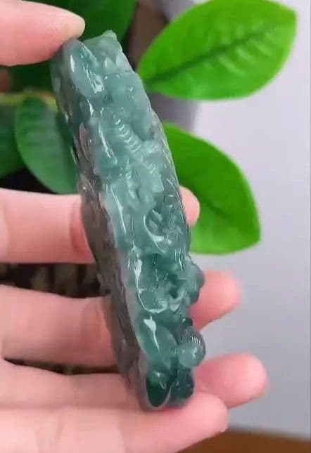 翡翠吊坠 龍 ペンダント