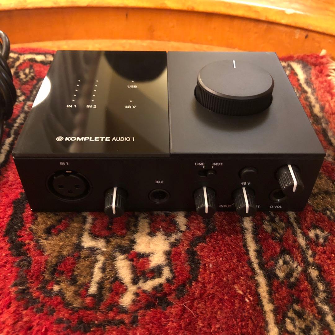 KOMPLETE AUDIO 1 オーディオインターフェイス