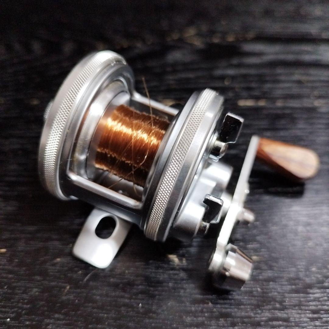 DAIWA　GS-10C シルバーリール ウッドハンドル