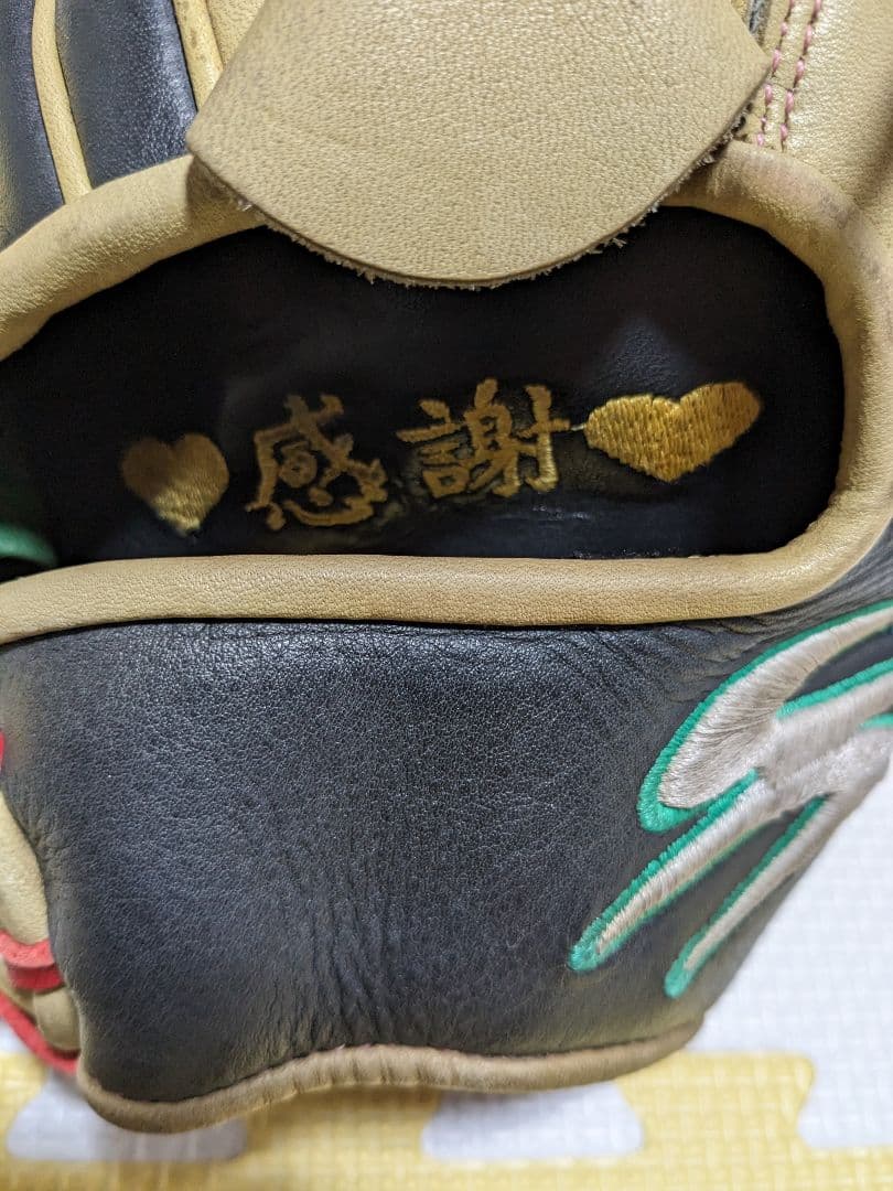 野球用レザーグローブ 編み込みデザイン