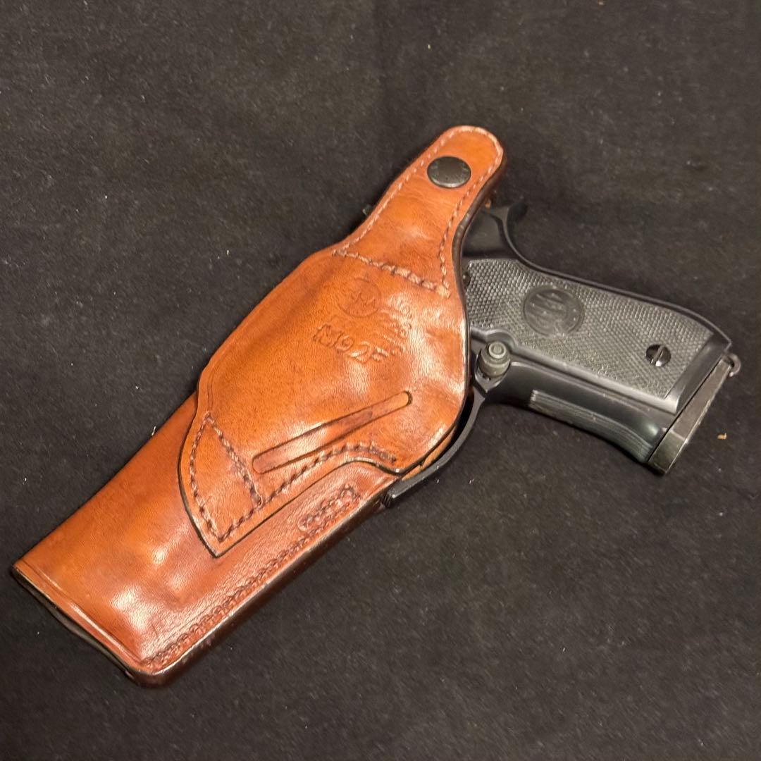 整備済 ベレッタM92F用 革製 ヒップホルスター