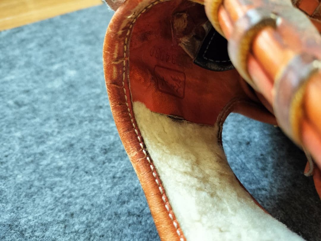 最後出品価格ヤクルト茂木英五郎　実使用グローブ　直筆サイン入り　元楽天イーグルス