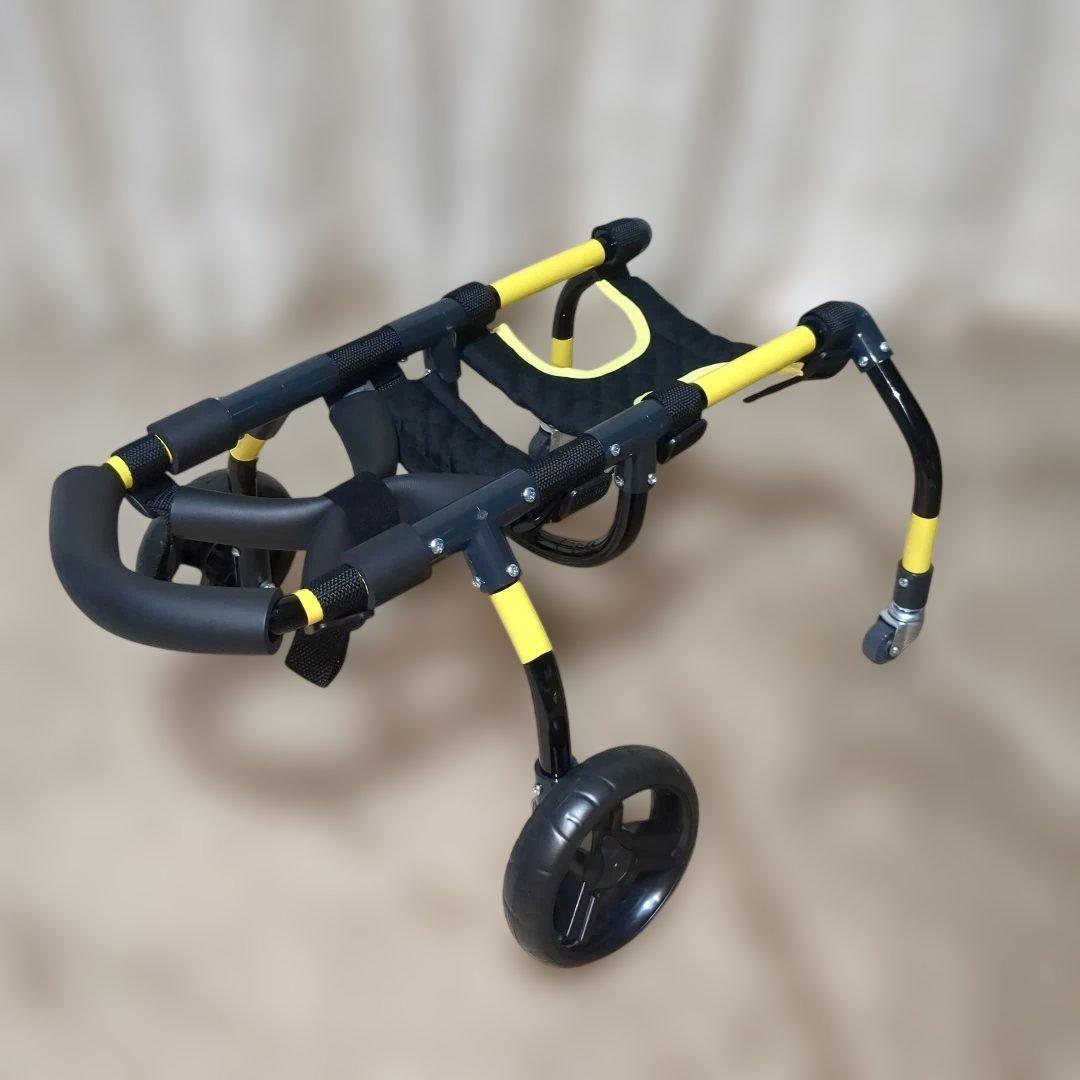 ワンちゃん4輪　リハビリ　食事補助　犬用車椅子　介護用　犬の歩行器