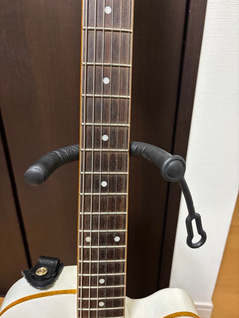 ナ*ン様 Epiphone WILDKATホワイト