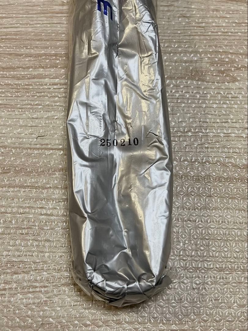 シームレスタイヤ　レッド