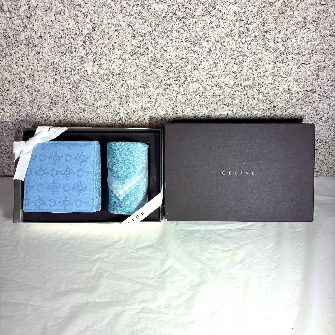 こ*は様 CELINE マカダムロゴ　タオル　宝石箱　セリーヌ　水色　サックス