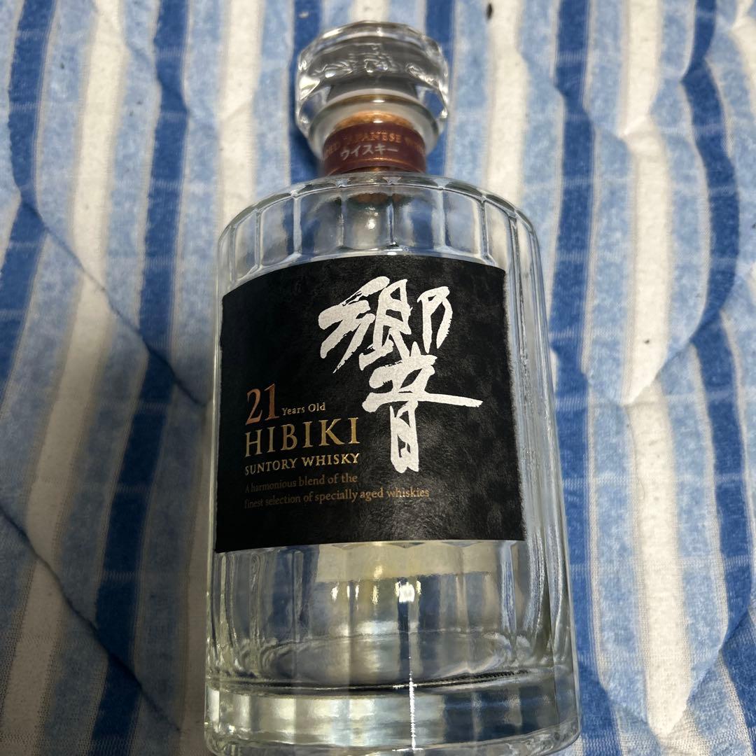 Hibiki 21年 ウイスキー 700ml 空ビン　　 箱