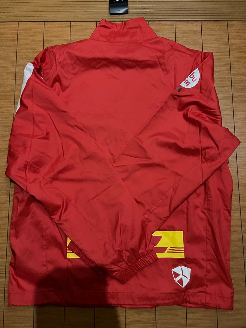 ナイキ　浦和レッズ　ウインドブレーカー