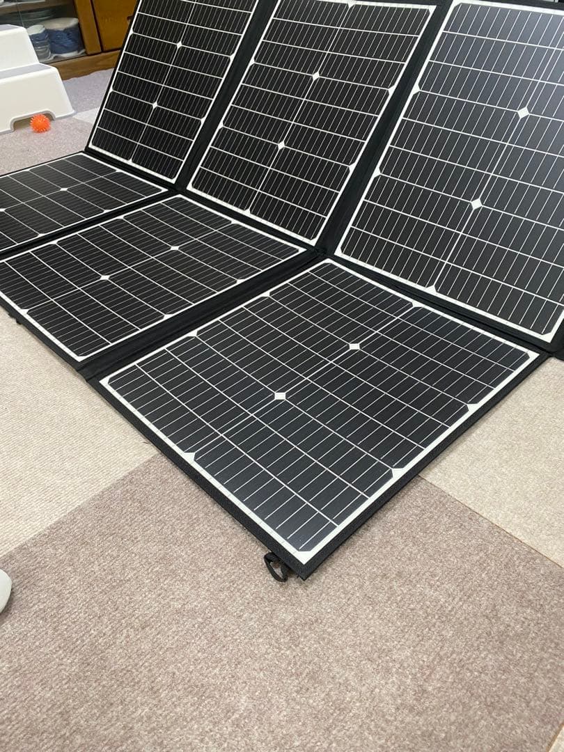 【美品】300w折りたたみソーラーパネル